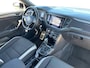 Volkswagen T-Roc 1.5 TSI Sport *Automaat*Navigatie*Parkeersensoren*Trekhaak*Adapt. Cruise control*Climate Control*Stoelverwarming*LM.Velgen*Zeer nette auto!