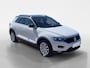 Volkswagen T-Roc 1.5 TSI Sport *Automaat*Navigatie*Parkeersensoren*Trekhaak*Adapt. Cruise control*Climate Control*Stoelverwarming*LM.Velgen*Zeer nette auto!
