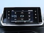 Peugeot 2008 1.2 PureTech Allure Pack Automaat | Camera| Navigatie | Trekhaak | 17" LMV