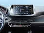 Peugeot 2008 1.2 PureTech Allure Pack Automaat | Camera| Navigatie | Trekhaak | 17" LMV
