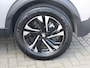 Peugeot 2008 1.2 PureTech Allure Pack Automaat | Camera| Navigatie | Trekhaak | 17" LMV