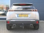 Peugeot 2008 1.2 PureTech Allure Pack Automaat | Camera| Navigatie | Trekhaak | 17" LMV