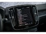 Volvo XC40 Recharge Core 70 kWh | Cruise Control | Parkeercamera | Navigatie | Stoel-/Stuurverwarming | Warmtepomp | Uitschuifbare Beensteunen |