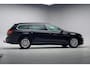 Volkswagen Passat 1.5 TSI Comfort Business [Carplay Trekhaak Parkeersensoren]