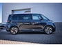 Volkswagen ID. Buzz Pro Advantage | Achterlichten LED | Airbag voor bestuurder en bijrijder (uitschakelbaar voor bijrijder) | Airconditioning automatisch (Climatronic), 2-zone | Trekhaak