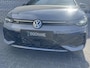Volkswagen Golf Variant 1.5 eTSI R-Line Edition | Panoramadak | Stoel + Stuurverwarming |