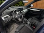 BMW X1 sDrive20i High Executive | Trekhaak | Camera | Head-up | Stoelverwarming | 19" Velgen