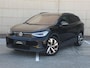 Volkswagen ID.4 Pro Limited Edition 77 kWh 286 pk | Trekhaak  | Harman Kardon | Memory stoelen | Warmtepomp | SOH 99% | 360 Camera | Side Assist | Stoel- en stuurverwarming