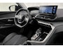 Peugeot 5008 1.2 PureTech Allure | Trekhaak | Half leder | Stoelverwarming | LED | Adaptieve cruise control