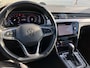 Volkswagen Passat Variant 1.5TSI/150PK Elegance DSG · Navigatie · Trekhaak · Camera + Parkeersensoren