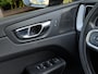 Volvo XC60 2.0 B5 Momentum Exclusive | Harman/Kardon | Trekhaak | Camera | Adaptive Cruise | Stuur/stoelverwarming