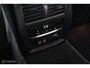 BMW 3-Serie 320i Executive Edition | Stoelverwarming | Sportstoelen | Donkere hemel | Camera | LED | 19 Inch | Mineralgrau Metallic | NL auto