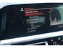 BMW 3-Serie 320i Executive Edition | Stoelverwarming | Sportstoelen | Donkere hemel | Camera | LED | 19 Inch | Mineralgrau Metallic | NL auto