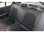 BMW 3-Serie 320i Executive Edition | Stoelverwarming | Sportstoelen | Donkere hemel | Camera | LED | 19 Inch | Mineralgrau Metallic | NL auto