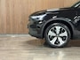 Volvo XC40 Recharge Core 70 kWh | 95% SoH | Trekhaak | All Season Banden | Stoel en Stuurwielverwarming | Parkeercamera | Parkeersensoren voor+achter | 19 Inch | Zitting verlenging voorstoelen | Google Infotainment | Warmtepomp | Cruise Control | Draadloos telefoon opladen | Climate Control L+R | Regensensor | Automatisch dimmende binnen en buitenspiegels | DAB Radio | Apple Carplay/Android Auto | Volvo On Call met mobiele App functie |