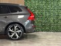 Volvo XC60 T8 AWD Recharge Ultra Dark | Luchtvering | Trekhaak | 360 Camera | Head-Up Display | 455pk | Harman Kardon | Adaptieve Cruise Control | Stoelverwarming voor+achter | Stuurwielverwarming | Schuifdak | 21 Inch | Full LED Meesturende koplampen | Pilot Assist | BLIS Dode Hoek Detectie | Elektrische voorstoelen geheugen | Lederen bekleding | Zitting verlenging voorstoelen | Lederen dashboard | Google Infotainment | Keyless Drive | Parkeersensoren voor+achter | Privacy Glass | Elektrisch bedienbare achterklep | DAB Radio | Apple Carplay/Android Auto | Alarm Klasse III | Draadloos telefoon opladen | Volvo On Call met mobiele App functie | Platinum Grey Metallic |