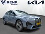 BMW iX xDrive40 High Executive 77 kWh Navigatie - 360 camera - HUD - Driving Assistant Prof. - Trekhaak - Gesture Control -  Harman Kardon - Virena zekerheidspakket € 895,-
