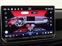 Volkswagen Tiguan 1.5 eHybrid R-Line Edition | SoH 98% | Panoramadak | Trekhaak | Lederen bekleding | Head-up display | Black style | Harman/Kardon audio | 360 camera | Dode hoek assistent |