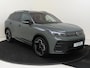 Volkswagen Tiguan 1.5 eHybrid R-Line Edition | SoH 98% | Panoramadak | Trekhaak | Lederen bekleding | Head-up display | Black style | Harman/Kardon audio | 360 camera | Dode hoek assistent |