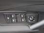 Volkswagen Tiguan 1.5 eHybrid R-Line Edition | SoH 98% | Panoramadak | Trekhaak | Lederen bekleding | Head-up display | Black style | Harman/kardon audio | 360 camera | Dodehoek detectie |