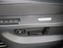 Volkswagen Tiguan 1.5 eHybrid R-Line Edition | SoH 98% | Panoramadak | Trekhaak | Lederen bekleding | Head-up display | Black style | Harman/kardon audio | 360 camera | Dodehoek detectie |