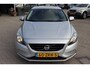 Volvo V40 1.6 T3 Momentum | Trekhaak | Camera | Navigatie | Cruise control | Bluetooth