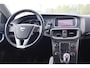 Volvo V40 1.6 T3 Momentum | Trekhaak | Camera | Navigatie | Cruise control | Bluetooth