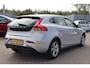 Volvo V40 1.6 T3 Momentum | Trekhaak | Camera | Navigatie | Cruise control | Bluetooth