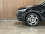 Volvo XC40 T5 Recharge Inscription | Stoel en Stuurwielverwarming | Elektrisch verstelbare bestuurdersstoel geheugen | Parkeercamera | BLIS Dode Hoek Detectie | Lederen bekleding | Zitting verlenging voorstoelen | Cruise Control | 19 Inch | Keyless Drive | Parkeersensoren voor+achter | Elektrisch bedienbare achterklep | Automatisch dimmende binnen en buitenspiegels | 2-Zone Climate Control | Regensensor | DAB Radio | Apple Carplay/Android Auto | Volvo On Call met mobiele App functie |