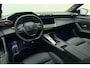 Peugeot 408 e-408 GT Exclusive 58 kWh | 360 graden camera | Cruise control | Climate control | Keyless entry | Lane keeping-systeem | Vermoeidheidsassisten | Hill hold | Dodehoekdetectie | Panorama schuifdak | Flippers | Stoelverwarming | Stoelmassage