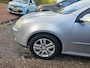 Volkswagen Golf 1.6 FSI Optive 3 | 1E EIGENAAR | 12MND GARANTIE | AIRCO | ELEC RAMEN |