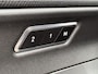 Lynk & Co 01 1.5 | Matt Grey Aluminium | Trekhaak | Zwarte hemelbekleding | Apple Carplay/Android Auto | Panorama dak | 360° Camera | Stoelverwarming | Stuurwiel verwarming| adaptieve cruise control | Premium Audio | Keyless entry/start |
