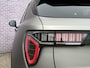 Lynk & Co 01 1.5 | Matt Grey Aluminium | Trekhaak | Zwarte hemelbekleding | Apple Carplay/Android Auto | Panorama dak | 360° Camera | Stoelverwarming | Stuurwiel verwarming| adaptieve cruise control | Premium Audio | Keyless entry/start |