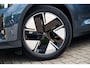 Polestar 2 Long Range Single Motor Prime 82 kWh | Pixel LED | Pilot Assist | 360 camera met parkeerhulp | BLIS | Cross Traffic Alert | Rear collision warning | Panoramadak | Harman Kardon premium sound | Volledig verstelbare voorstoelen | Polestar digital key | LED mistlampen met bochtverlichting | Elektr. bedienbare achterklep met voetsensor | Warmtepomp | stoelverwarming achterin | Verwarmd stuurwiel |