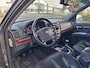 Hyundai Santa Fe 2.7i V6 Style 7 PERS GEWOON SUPER MOOIE AUTO EN TOP ONDER HOUDEN