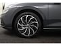 Volkswagen Golf Variant 1.0 TSI Life | Adaptive cruise | Lichtmetaal |