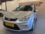 Ford C-Max 1.8-16V Titanium|Memory Stoelen|Clima|Parkeersensoren|Trekhaak|LM Velgen|Halflederen stoelen|