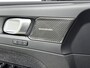 Volvo C40 Recharge Twin Intro Edition 78 kWh | PDC V+A en 360 Camera | Elektrische achterklep | AWD | Panoramadak | Alcantara Bekleding | Keyless | 20 inch LM |