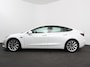 Tesla Model 3 RWD 60 kWh Standard Range Plus | Handel/Export ! Navigatie Panorama dak 360 camera Parkeersensoren Stoelverwarming 19" lichtmetalen velgen Ledverlichting Leder Climate Control