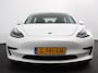 Tesla Model 3 RWD 60 kWh Standard Range Plus | Handel/Export ! Navigatie Panorama dak 360 camera Parkeersensoren Stoelverwarming 19" lichtmetalen velgen Ledverlichting Leder Climate Control