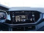 Volkswagen T-Cross 1.0 TSI 95pk Life | Trekhaak | Navigatie | Parkeersensoren V+A