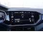 Volkswagen T-Cross 1.0 TSI 95pk Life | Trekhaak | Navigatie | Parkeersensoren V+A