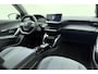 Peugeot 2008 1.2 Hybrid 145 Allure | Climate & Cruise control | Achteruitrijcamera | Parkeersensoren | AppleCarplay / AndroidAuto | Full LED