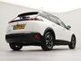 Peugeot e-2008 EV Allure Pack 50 kWh | SoH 93,3% |  Apple Carplay | Navigatie | Achteruitrij camera | Parkeersensoren achter | Spraakbediening |