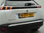 Peugeot e-2008 EV Allure Pack 50 kWh | SoH 93,3% |  Apple Carplay | Navigatie | Achteruitrij camera | Parkeersensoren achter | Spraakbediening |