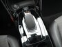 Peugeot e-2008 EV Allure Pack 50 kWh | SoH 93,3% |  Apple Carplay | Navigatie | Achteruitrij camera | Parkeersensoren achter | Spraakbediening |