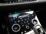 Land Rover Range Rover Evoque P300e AWD R-Dynamic PHEV 309pk | Panodak | 360 Camera | Adaptive Cruise | Head Up | Meridian Audio | Lederen Sportstoelen Memory & Verwarmd | Keyless | Apple Carplay | Sfeerverlichting | Navigatie | Virtual | DAB | Plug In Hybrid |
