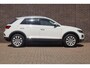Volkswagen T-Roc 1.5 TSI 150pk DSG Sport | Navigatie | Achteruitrijcamera | LED Verlichting