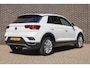 Volkswagen T-Roc 1.5 TSI 150pk DSG Sport | Navigatie | Achteruitrijcamera | LED Verlichting