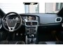 Volvo V40 2.0 T4 Business Sport 190PK | R-Design | Navigatie | Achteruitrijcamera